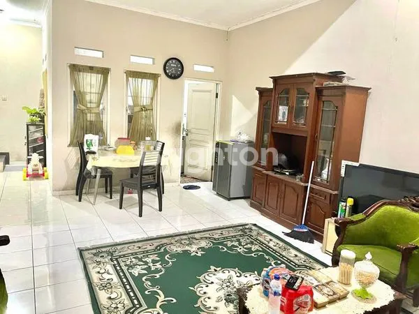 image RUMAH DUKUH KARANGAN WIYUNG KONDISI SEMI FURNISH (4)