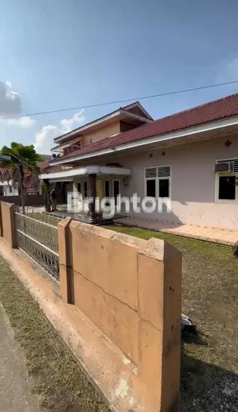 image RUMAH MEWAH 2 LANTAI FULL FURNISHED DI HARAPAN RAYA (6)