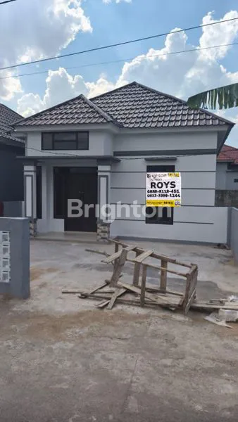 RUMAH SIAP HUNI ESTETIKA BERKELAS GANG AL MUSTAQIM 1