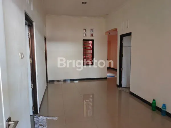 image RUMAH 2 LANTAI SIAP HUNI SEMARANG INDAH SEMARANG BARAT (2)