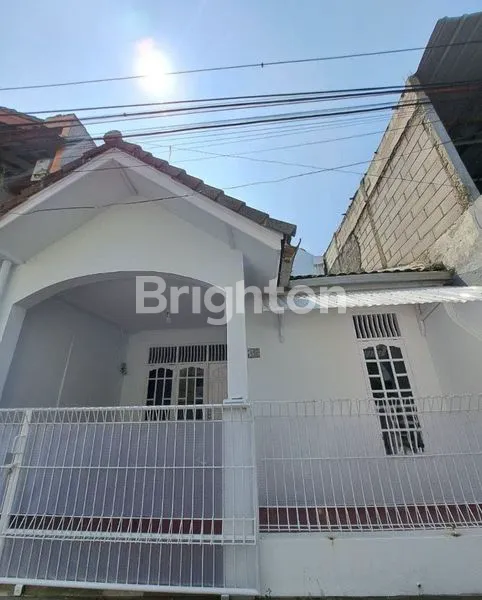 image HUNIAN NYAMAN DAN BARU RENOVASI DI VILLA PERTIWI DEPOK (1)