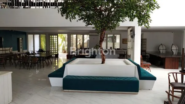 image TEMPAT USAHA LOKASI STATEGIS EX RESTO RAYA JEMURSARI (4)