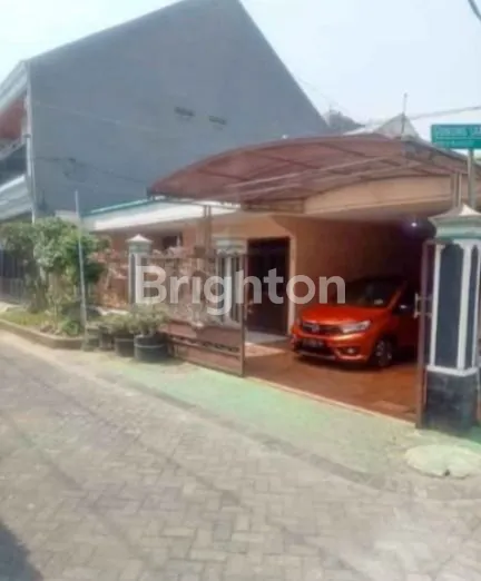 image RUMAH GUNUNGSARI INDAH 1,5 LANTAI LOKASI STRATEGIS (1)