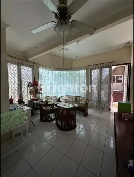 image RUMAH HOEK 2 LANTAI 5KT DI CIPUTAT DEKAT STASIUN & TOL (5)