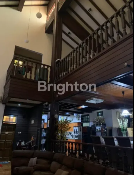 image RUMAH HOEK FULL FURNISHED & RUMAH KOST 11 KAMAR DI KEMANG - SHM, BEBAS BANJIR (7)