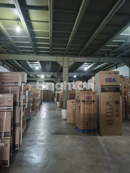 image GUDANG BAGUS 2 LANTAI ADA LIFT BARANG LOKASI STRATEGIS DI SEMARANG TIMUR (7)
