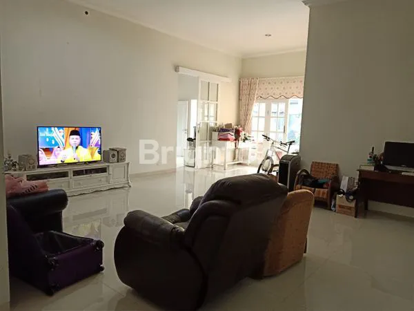 image DIJUAL RUMAH MEWAH (7)