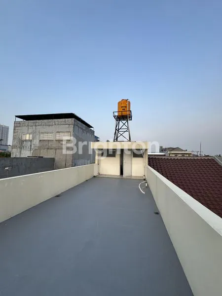 image RUNAH MAKALIWE 3LANTAI GROGOL PERTAMBURAN JAKARTA BARAT (8)