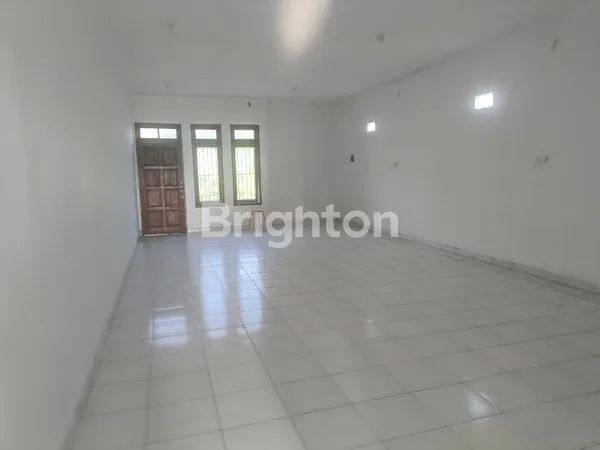 image RUKO 2 LANTAI STRATEGIS AKSES TRUCK 40\" DI TEMBALANG SEMARANG (4)