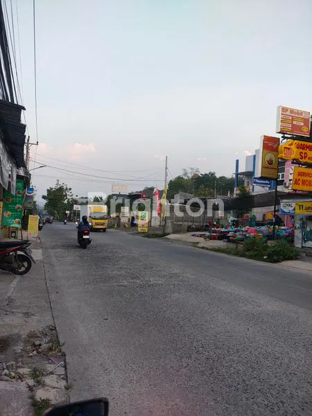 image RUKO 2 LANTAI STRATEGIS AKSES TRUCK 40\" DI TEMBALANG SEMARANG (5)