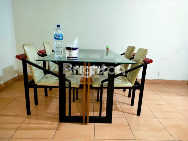 image RUMAH STRATEGIS FULL FURNISHED DI LIPPO CIKARANG, COCOK UNTUK KELUARGA MUDA (6)