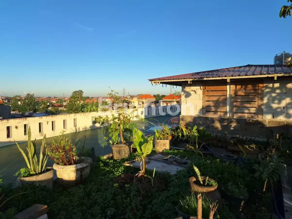 image RUMAH DISEWAKAN – LANTAI 2 & 3 DI JALAN UTAMA TEGAL JAYA\N\U2728 VIEW INDAH • WHIRLPOOL DI ROOFTOP • LOKASI STRATEGIS (7)