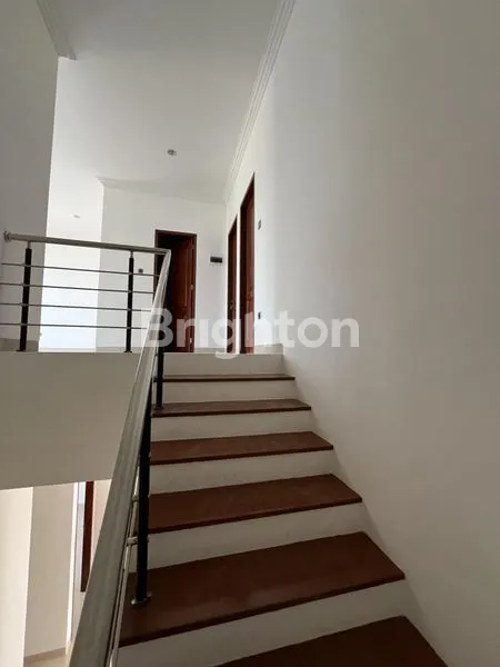 image RUMAH MEWAH 2 LANTAI CITRALAND SEA VIEW SIAP HUNI (4)