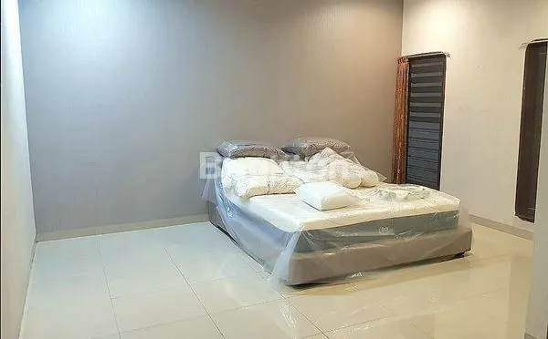 image RUMAH BOULEVARD SUNRISE GARDEN 350M² SEMI-FURNISHED SHM (4)