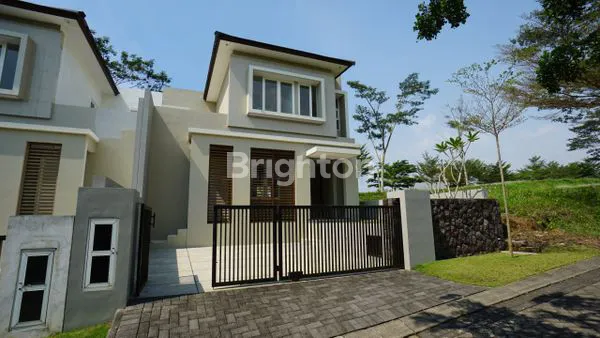 image RUMAH MEWAH 4KT PALM VALLEY ARAYA, LINGKUNGAN EKSKLUSIF (8)