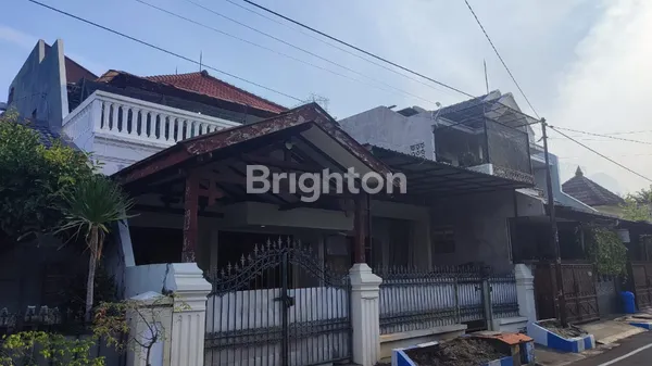 image DIJUAL RUMAH DI PERUMAHAN KEDUNG BARUK PONDOK NIRWANA NOL JALAN MERR HARGA MURAH (2)