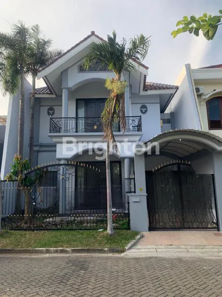 RUMAH SEMI-FURNISHED DI PAKUWON CITY, DEKAT MALL