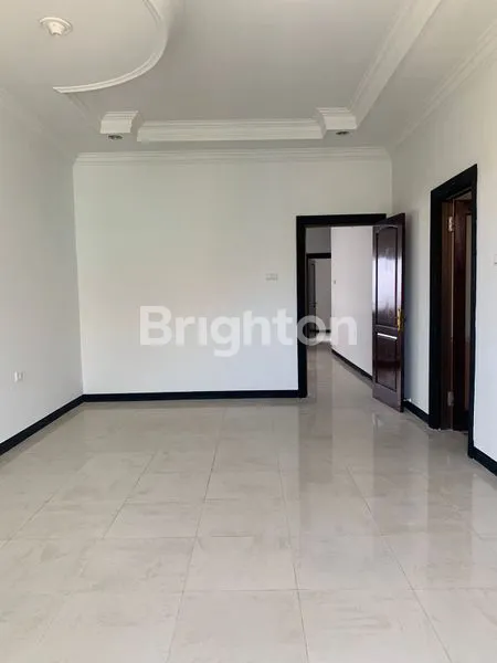 image RUMAH SEMI-FURNISHED DI PAKUWON CITY, DEKAT MALL (3)