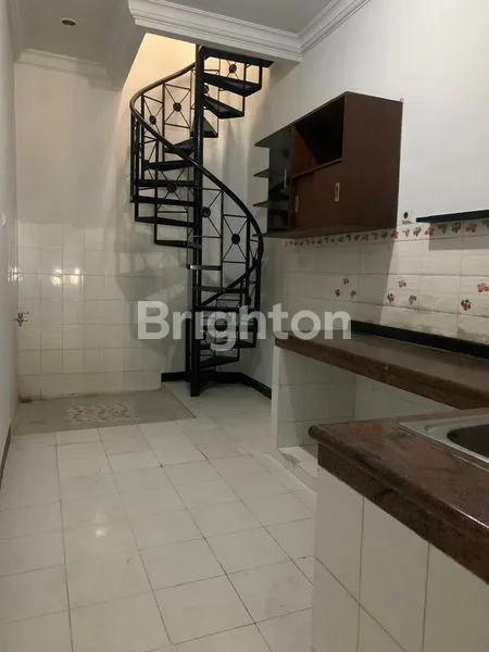 image RUMAH SEMI-FURNISHED DI PAKUWON CITY, DEKAT MALL (4)