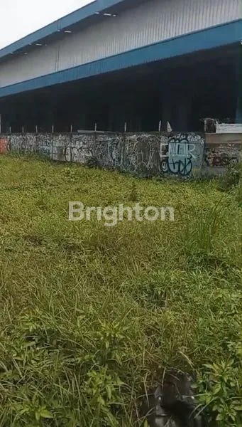 image LAHAN BISNIS 1800M² SHM DI JALAN RAYA LENTENG AGUNG (2)