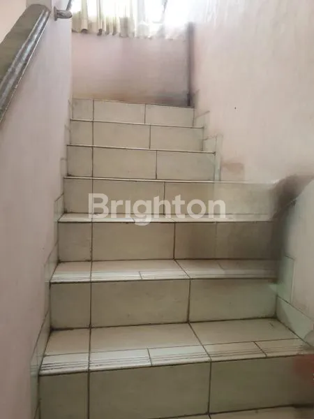 image JUAL MURAH RUMAH DI PERUMAHAN PURI KENCANA JL KENCANA ELOK TIMUR (5)