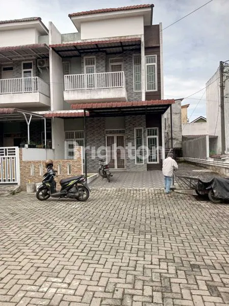 image HUNIAN PREMIUM 120M² DI LOKASI STRATEGIS MEDAN JOHOR (1)