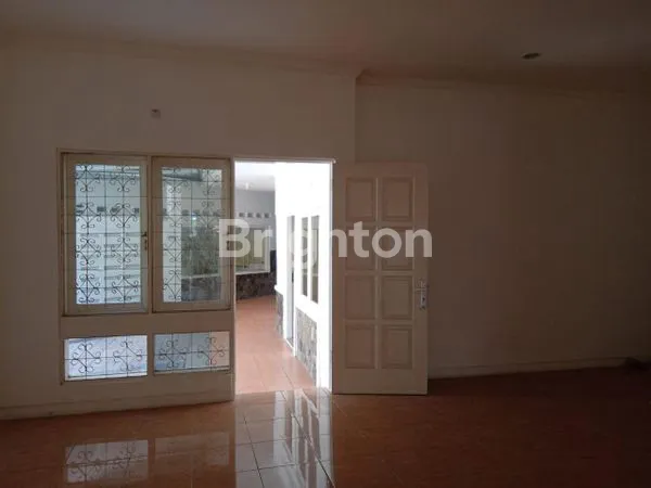 image RUMAH HOOK PREMIUM MENTENG, 690M², DEKAT GRAND INDONESIA (4)