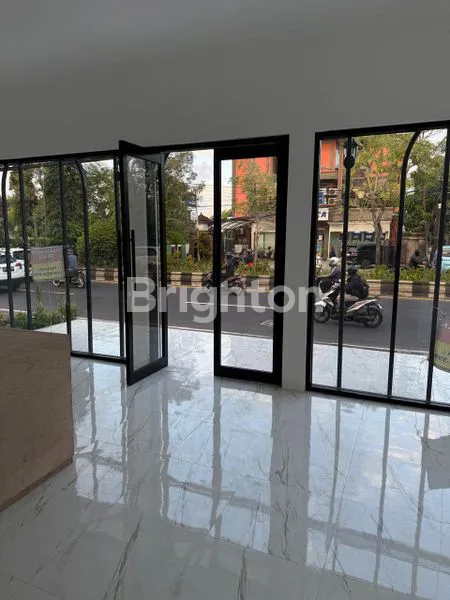 image TOKO MODERN MINIMALIS SIAP PAKAI DI SANUR (2)