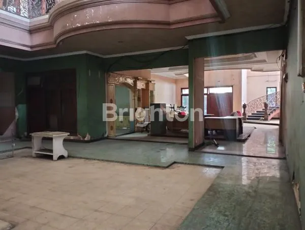 image RUMAH ESTETIK 3,5 LANTAI DI KUPANG BARU, IDEAL UNTUK BISNIS & HUNIAN (7)