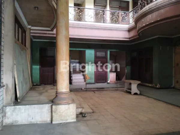 image RUMAH ESTETIK 3,5 LANTAI DI KUPANG BARU, IDEAL UNTUK BISNIS & HUNIAN (8)