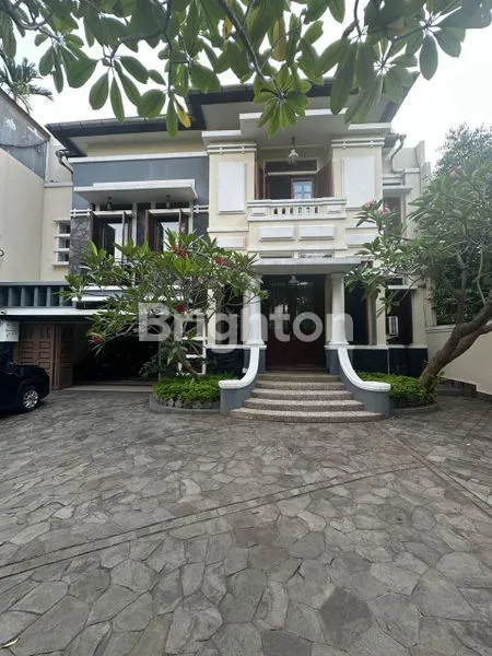 image TOWN HOUSE 2 LT LOKASI PREMIUM CIKINI, MENTENG JAKARTA PUSAT (8)