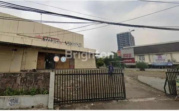image GEDUNG BEKAS KANTOR DAN RUMAH TINGGAL PEGAWAI. COCOK UNTUK WORKSHOP DAN GUDANG. (1)