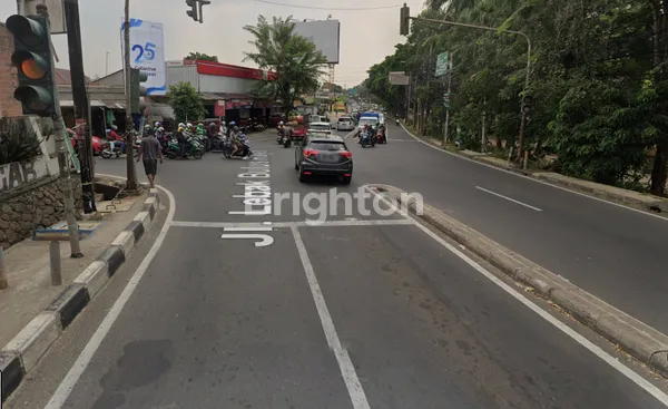 image GEDUNG BEKAS KANTOR DAN RUMAH TINGGAL PEGAWAI. COCOK UNTUK WORKSHOP DAN GUDANG. (2)