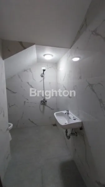 image RUMAH MEWAH KEBON JERUK  (6)