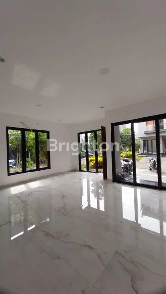 image RUMAH MEWAH KEBON JERUK  (5)