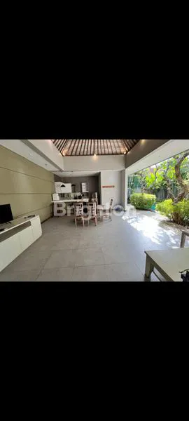 image LUXURY VILLA FULLY FURNISHED DI UMALAS DENGAN KOLAM RENANG (5)