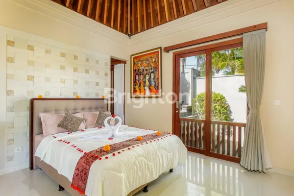 image DIJUAL RUMAH ELITA DI RENON (4)