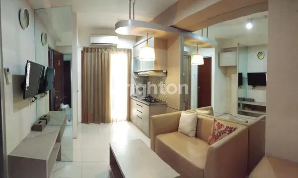 image APARTEMEN GUNAWANGSA MANYAR VIEW POOL. HADAP SELATAN (2)