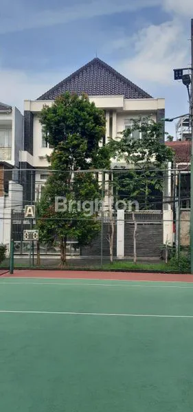 image RUMAH CANTIK MINIMALIS 2,5 LANTAI DI CIPINANG JATINEGARA JAKARTA TIMUR (7)