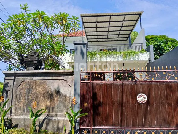DI JUAL VILLA DI JIMBARAN