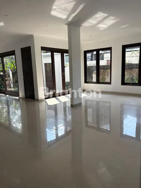 image DI JUAL VILLA DI JIMBARAN (6)