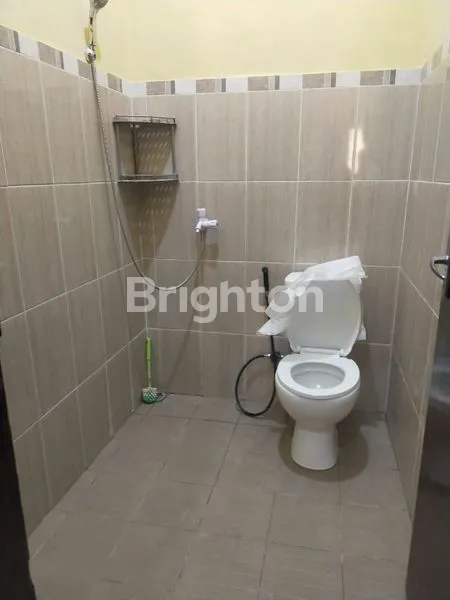 image SEWA ATAU JUAL RUMAH DI GRIYA PRASETYA (5)