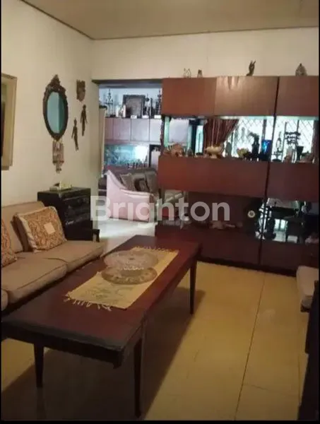 image DIJUAL RUMAH LUAS TANAH 874 M² – STRATEGIS DI MAMPANG PRAPATAN, JAKARTA SELATAN\N (5)