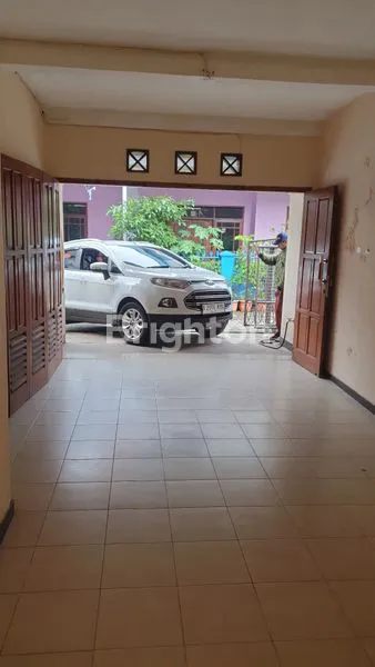 image RUMAH STRATEGIS DI PASTEUR BANDUNG (4)