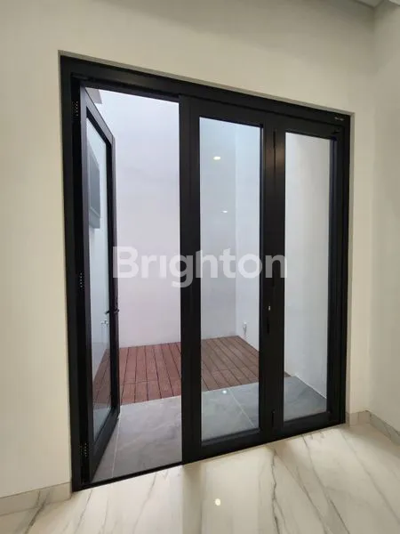 image RUMAH PREMIUM HARGA BEST DEAL DI CLUSTER EKSKLUSIF MATERA GADING SERPONG (5)