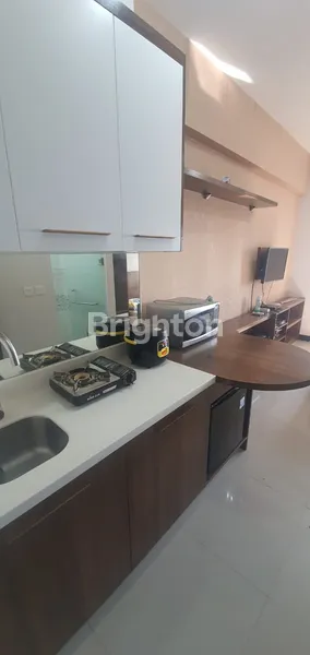 image SIAP HUNI DAN FULL FURNISH APARTEMEN AMEGA CROWN RESIDENCE TOWER B, SURABAYA BARAT (3)