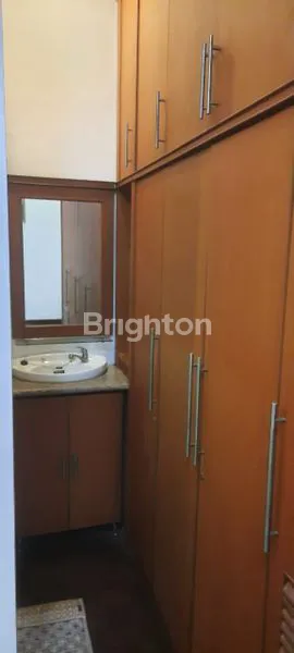 image RUMAH STRATEGIS DI PURI INDAH DEKAT MALL DAN TOL SIDOARJO (3)