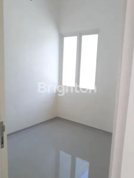 image RUMAH 1 LANTAI BARU GRESS NEW HOUSE 800 JTAN GUNUNG ANYAR RUNGKUT SELANGKAH KE RAYA OERR WIGUNA SURABAYA TIMUR (3)