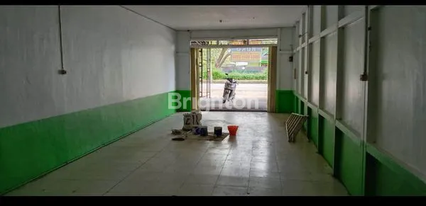 image RUKO STRATEGIS SIAP PAKAI TEMPAT USAHA DEPAN AULA KANTOR CAMAT PONTIANAK BARAT (5)
