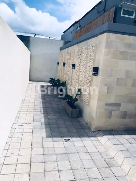 image VILLA 1 LANTAI DI SEMINYAK, LOKASI STRATEGIS (3)